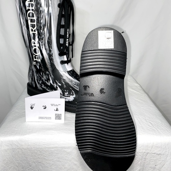 Off-white *NWT* For Riding Tall Rain Boot in Marble - Picture 4 of 10